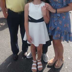 Black and White The Children's Place Dress sz M(7/8)